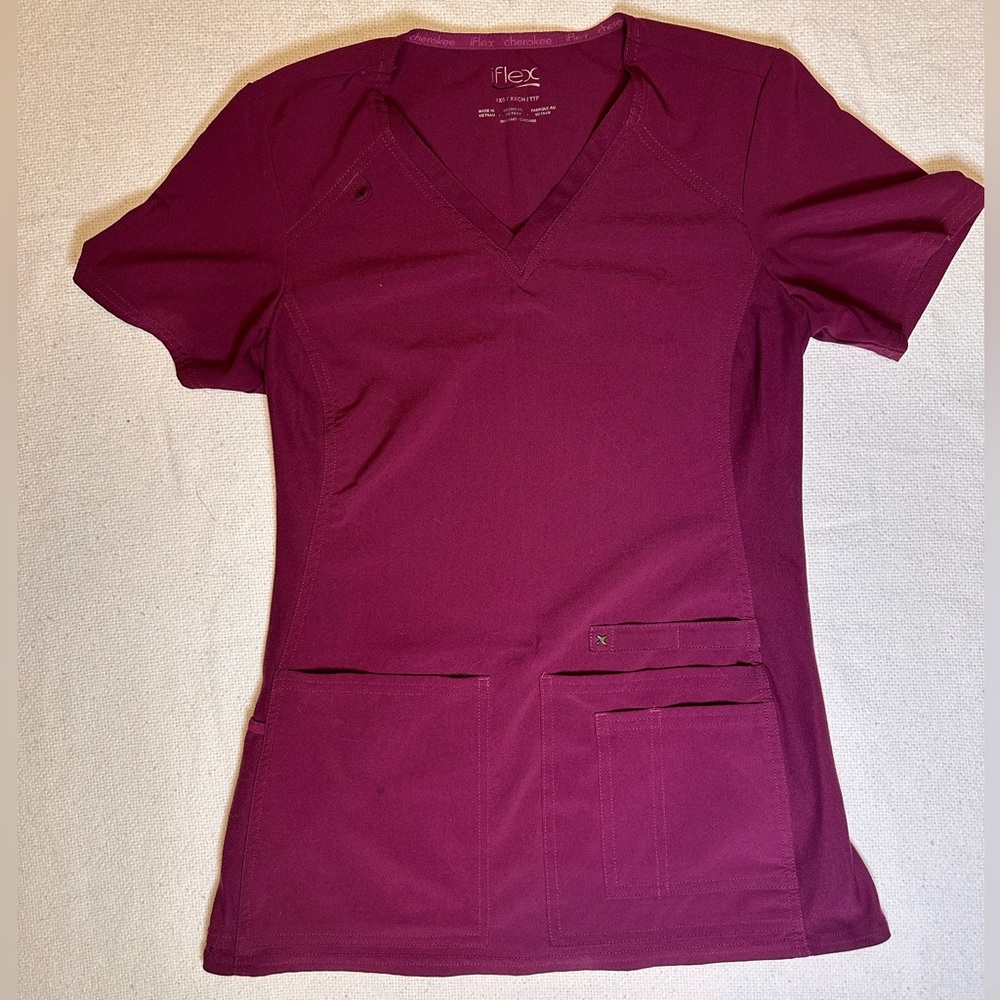 Cherokee iFlex Women’s V-Neck Scrub Top